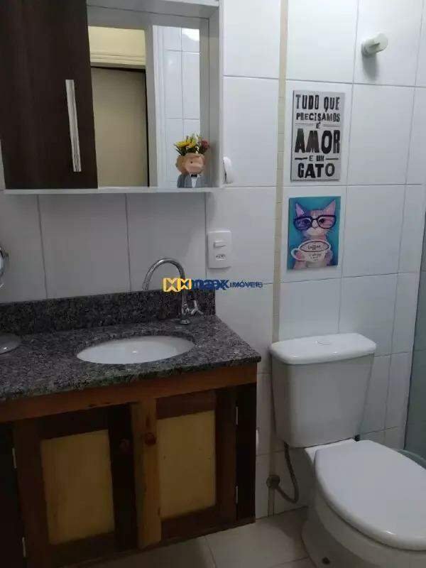 Apartamento à venda no Centro: Banheiro suíte