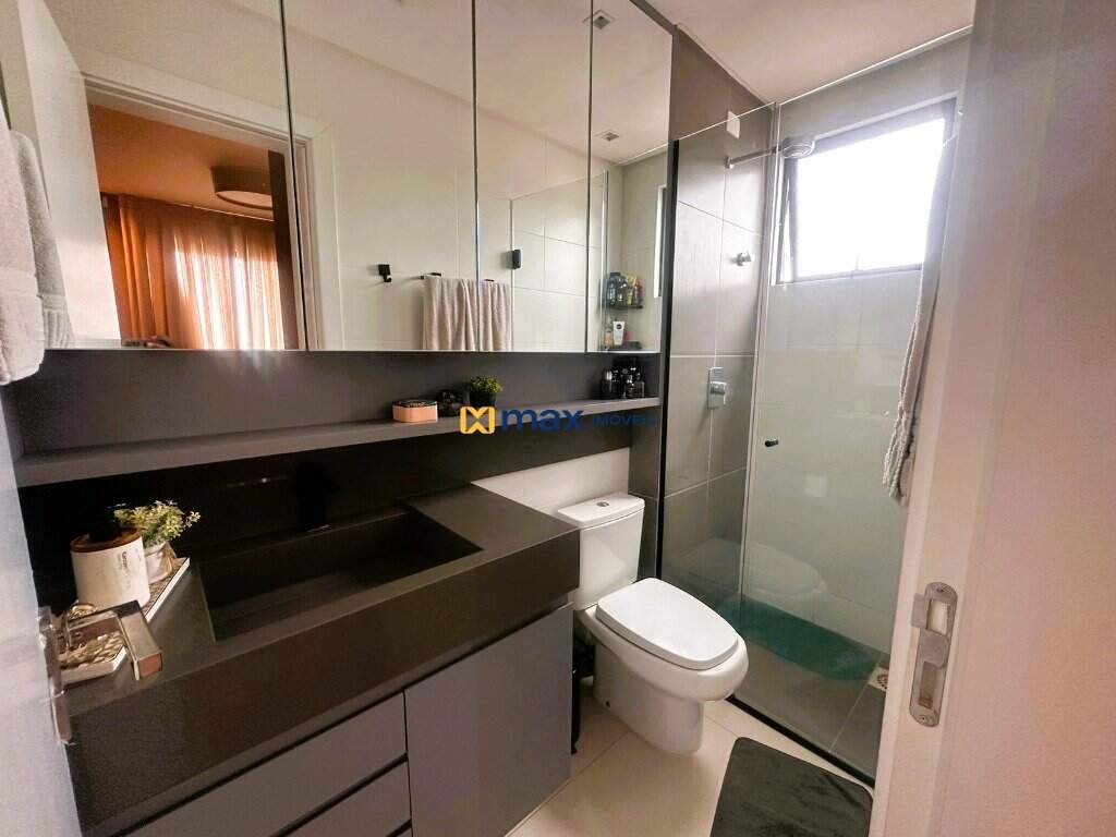 Apartamento à venda no Centro: Banheiro suíte