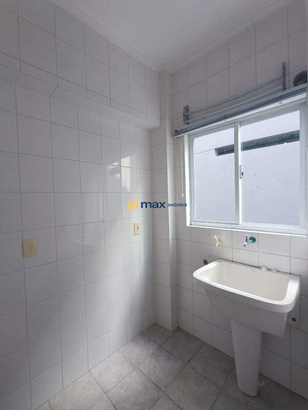 Apartamento à venda no Nações: 