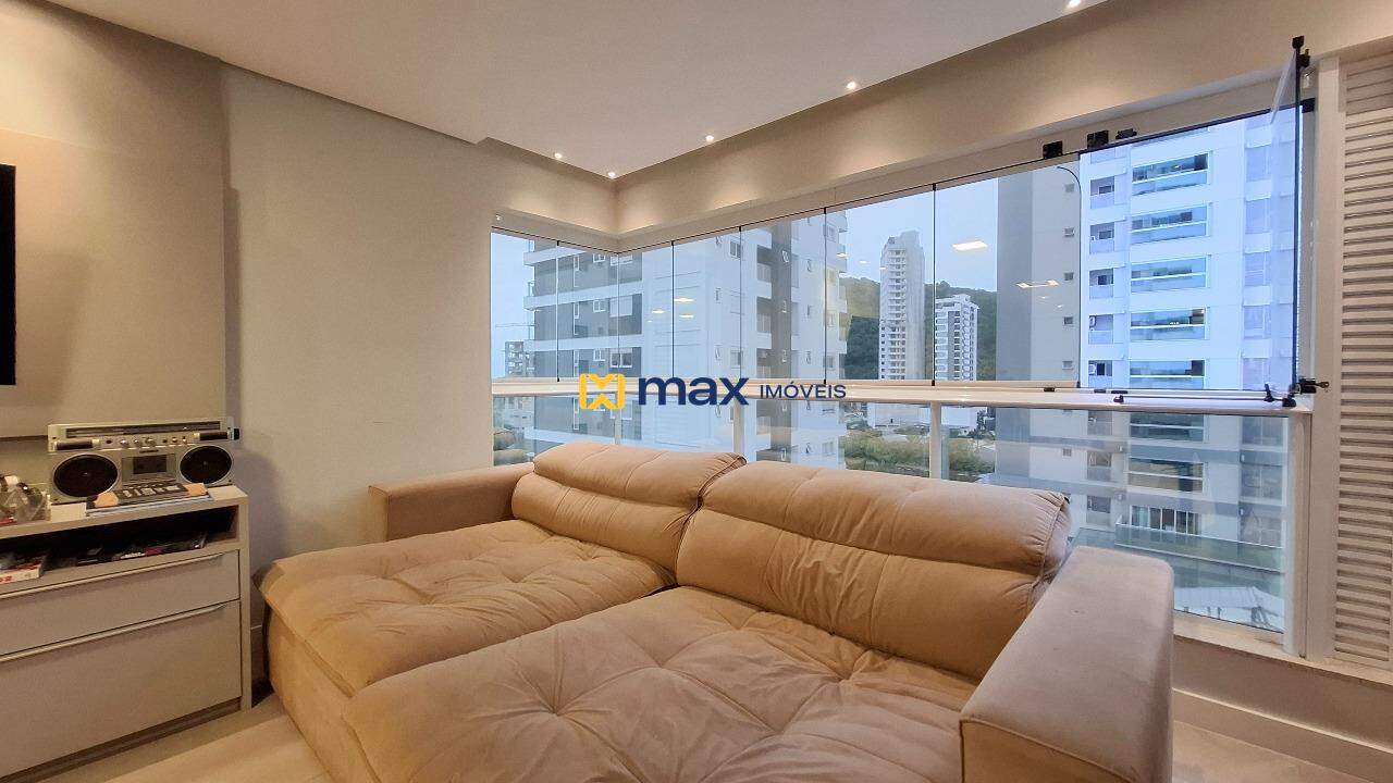 Apartamento à venda no Fazenda: Living integrado