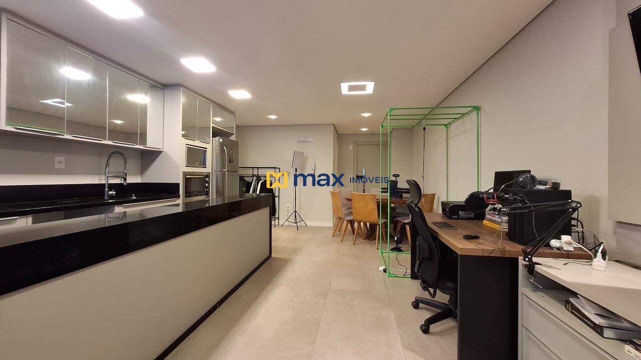 Apartamento à venda no Fazenda: Living integrado