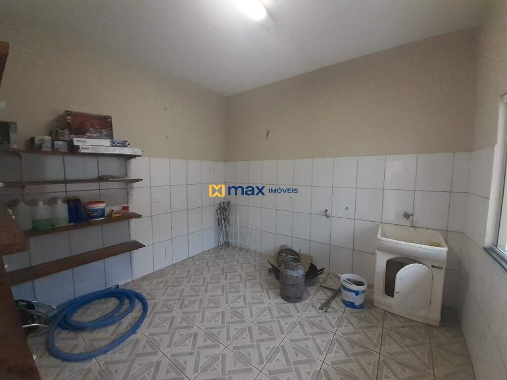 Casa à venda no Dom Bosco: Área de serviço