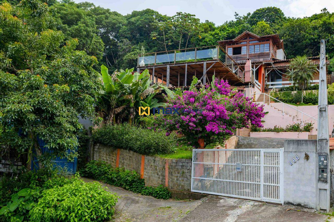 Casa à venda no Fazenda: Fachada