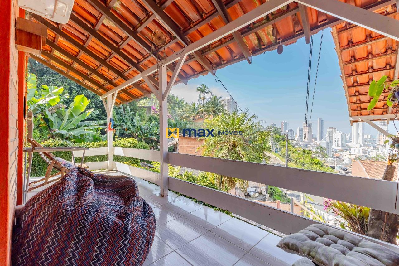 Casa à venda no Fazenda: Sacada dormitório