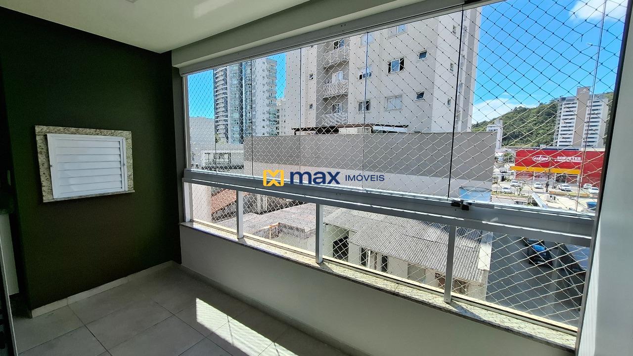 Apartamento para aluguel no Centro: Sacada