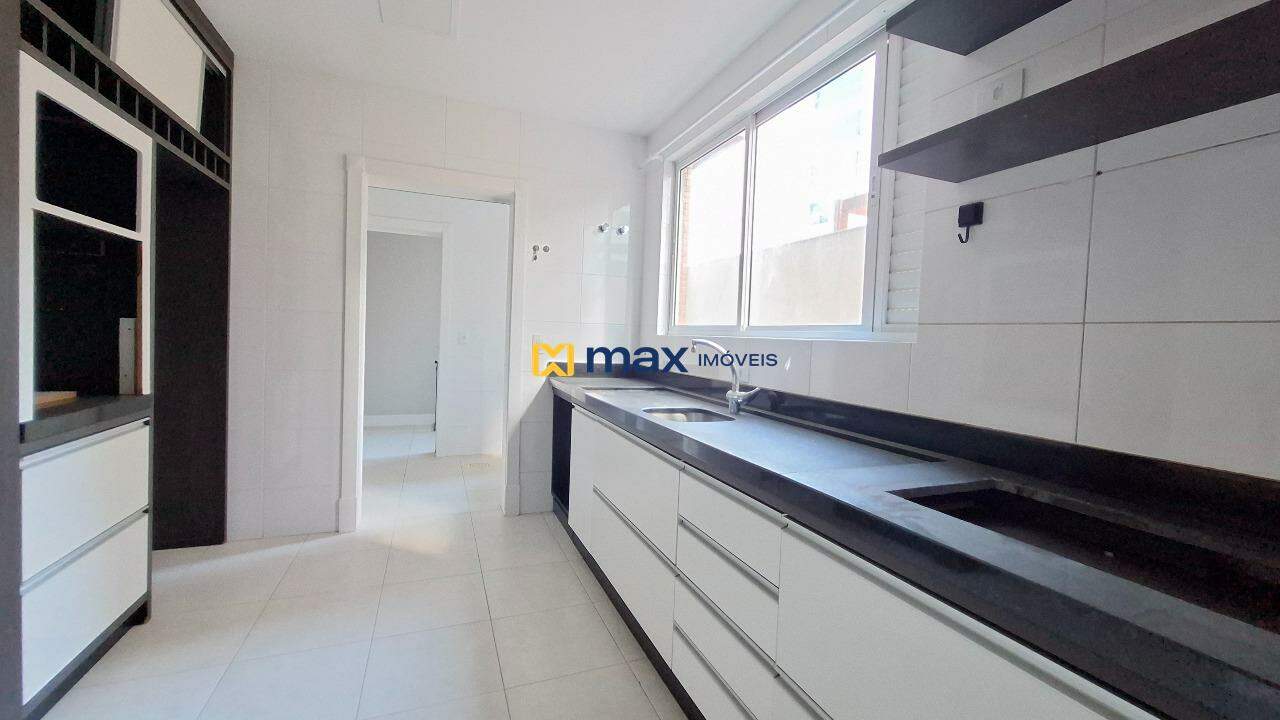 Apartamento à venda no Centro: Cozinha