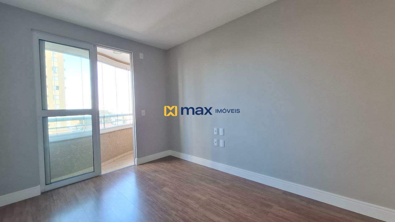 Apartamento à venda no Centro: Suíte