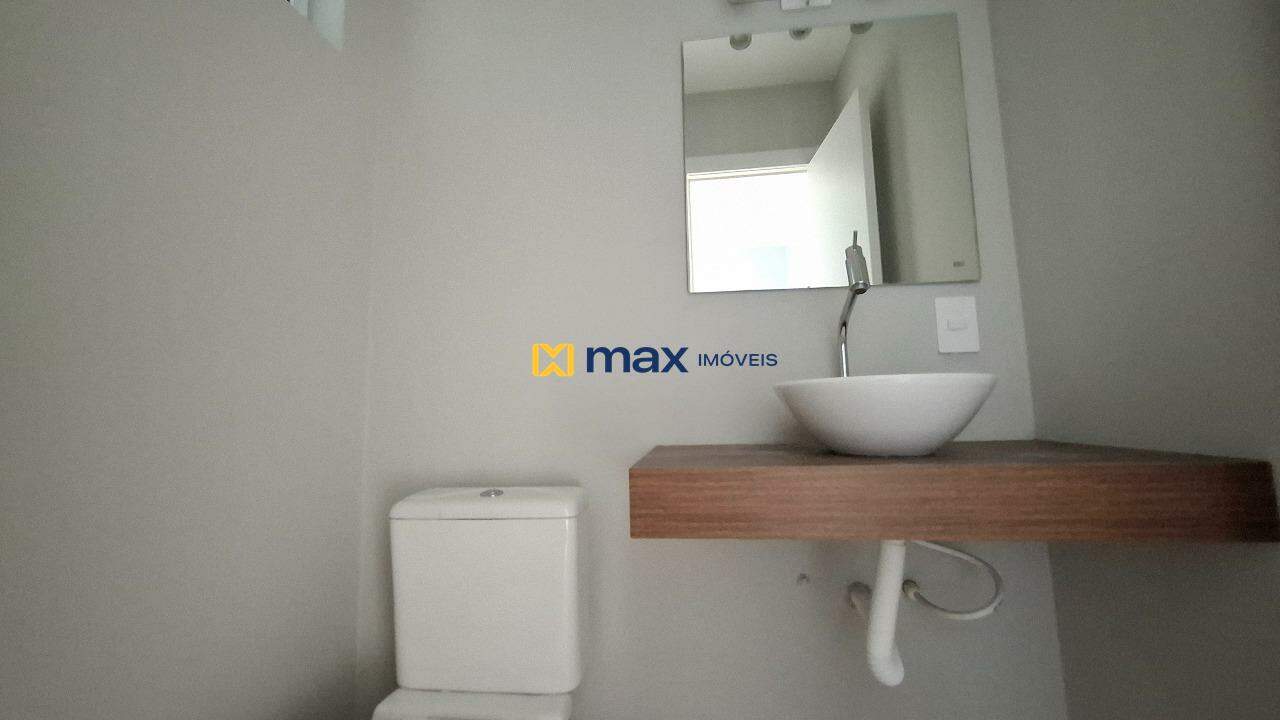 Apartamento à venda no Centro: Lavabo