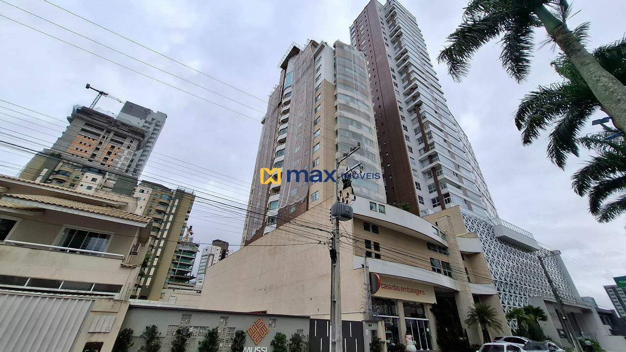 Apartamento à venda no Centro: Fachada