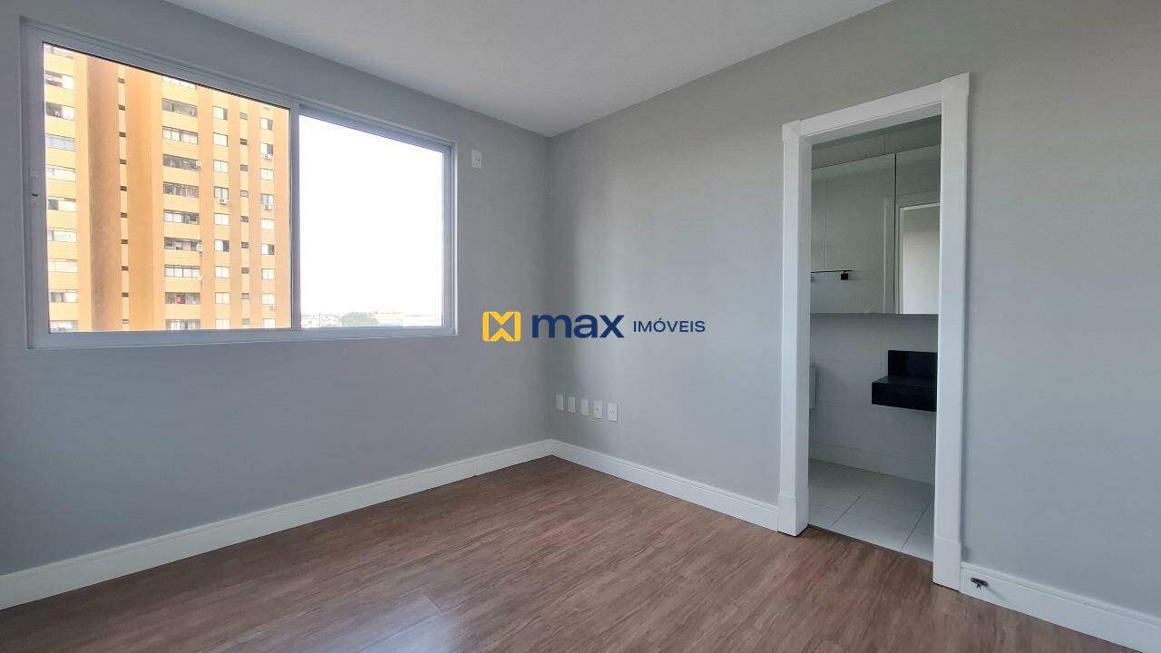 Apartamento à venda no Centro: Suíte 2