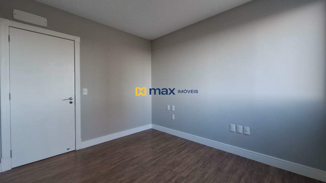 Apartamento à venda no Centro: Suíte 2