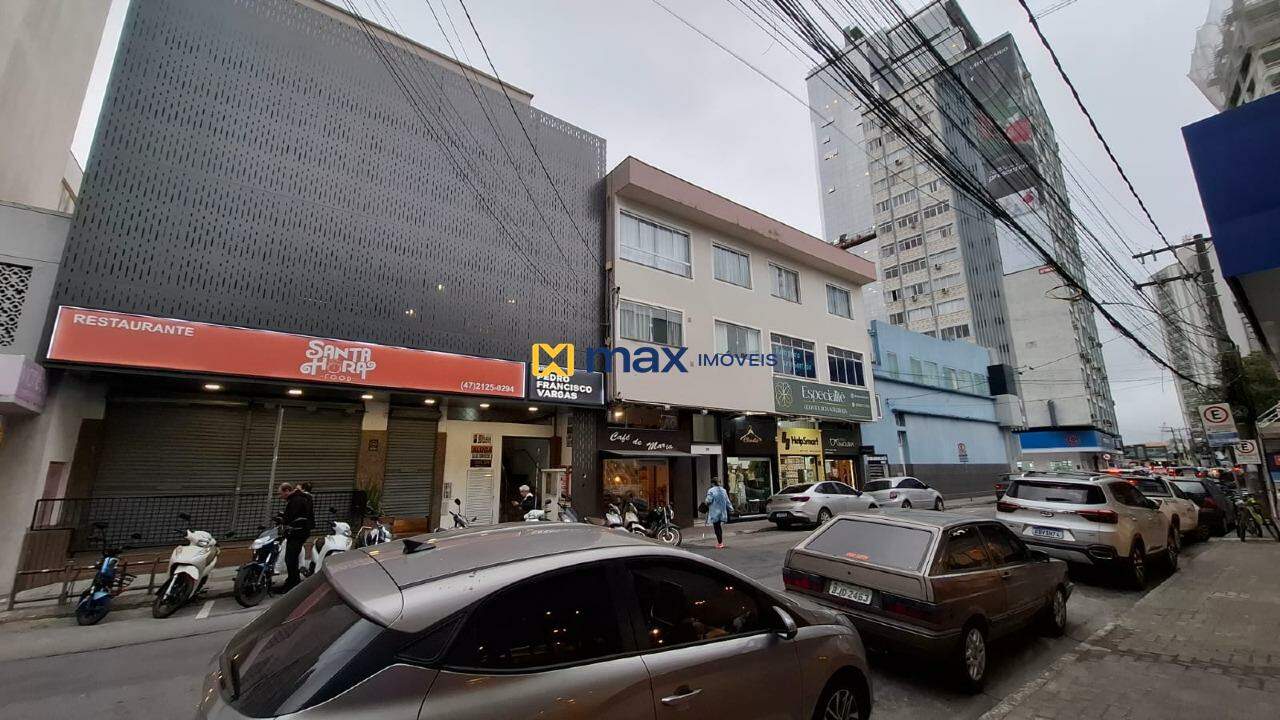 Sala para aluguel no Centro: Fachada