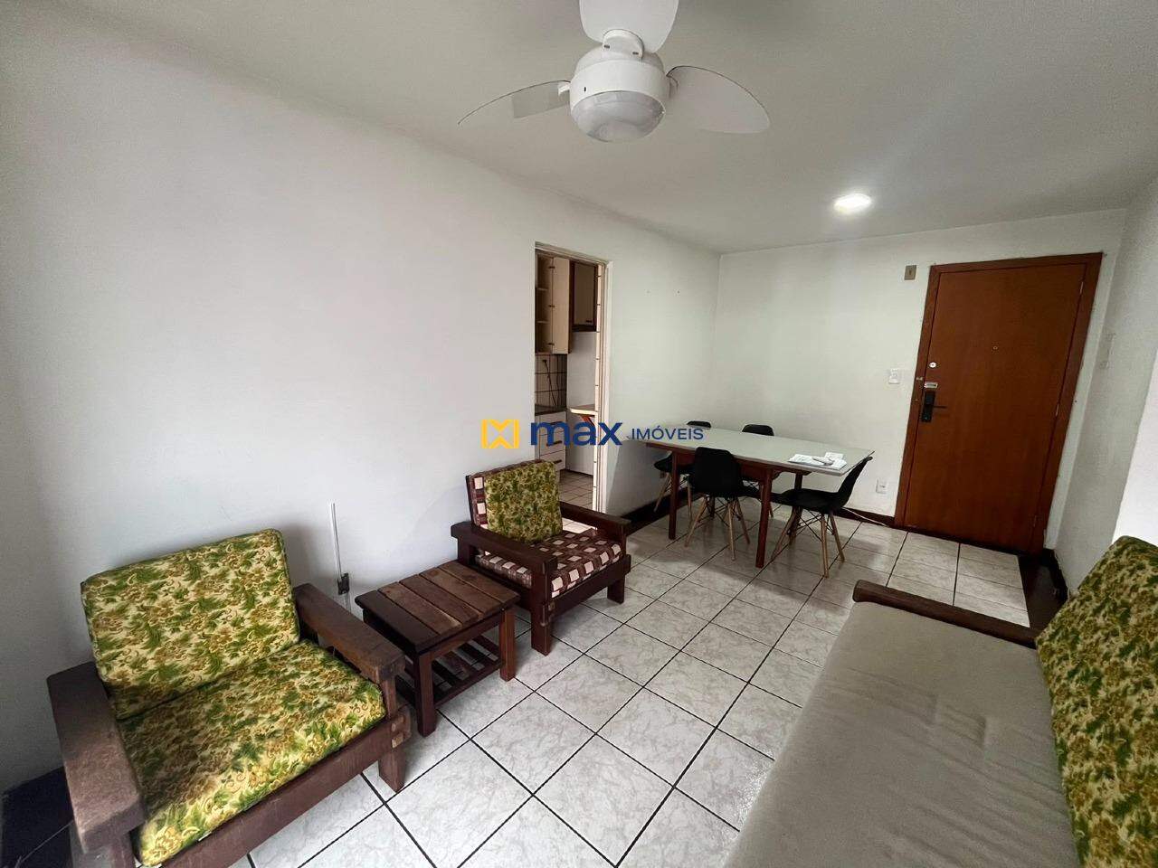 Apartamento para aluguel no Centro: 