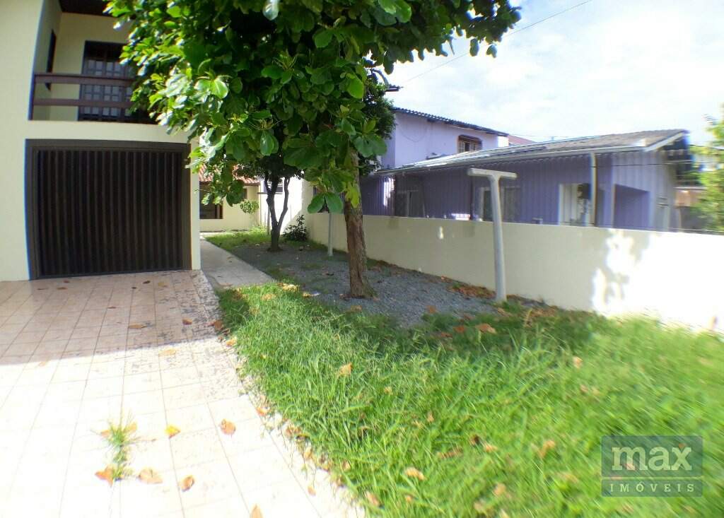 Casa à venda no São Vicente: Área Externa