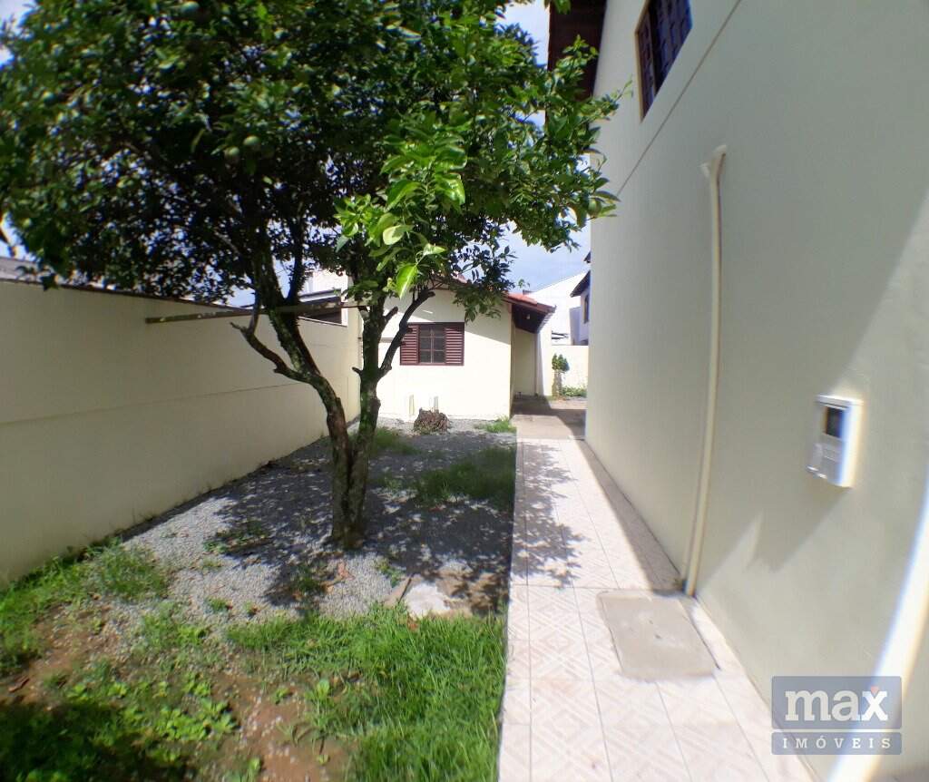 Casa à venda no São Vicente: Área Externa