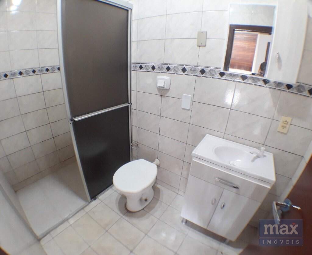 Casa à venda no São Vicente: Banheiro (piso superior