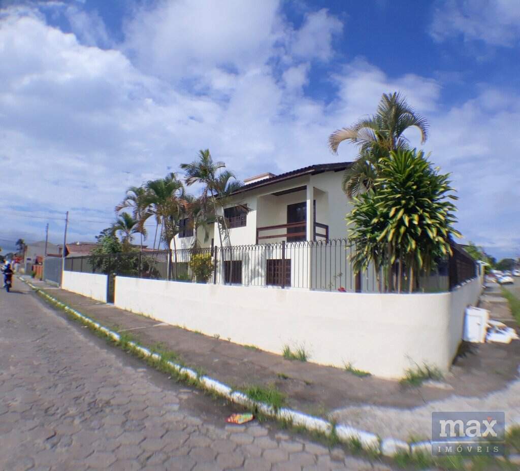 Casa à venda no São Vicente: Fachada