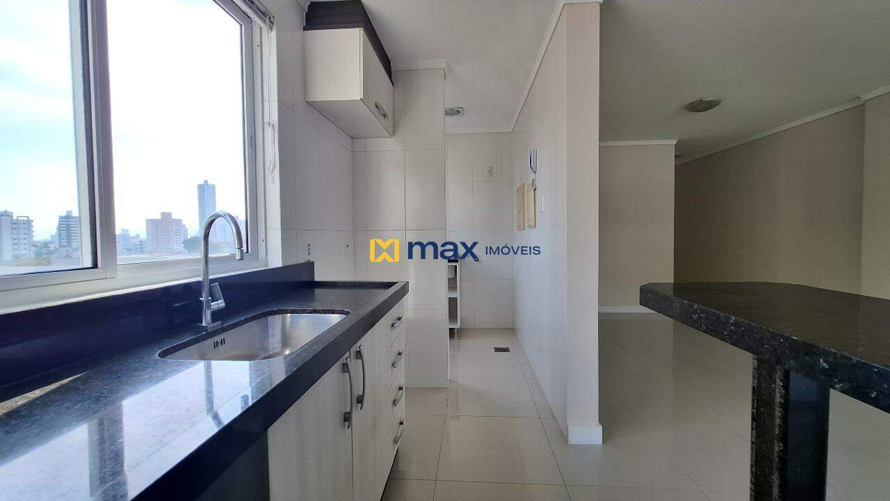 Apartamento à venda no Centro: Cozinha
