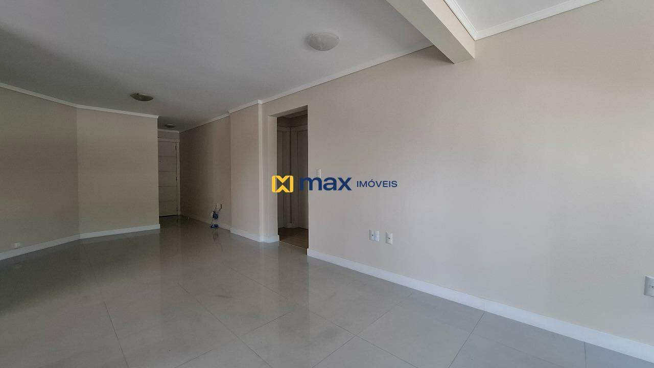 Apartamento à venda no Centro: Living integrado