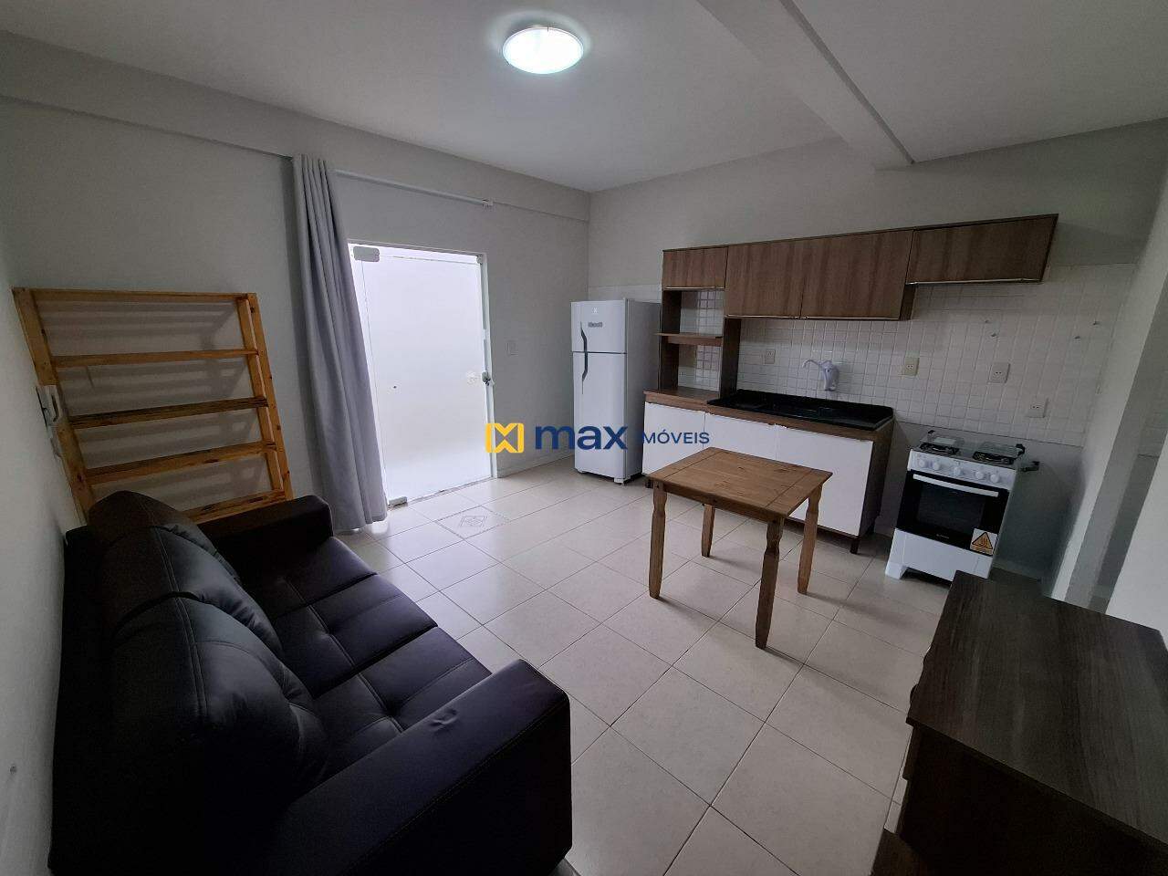 Apartamento para aluguel no Ressacada: Sala de Estar/ Cozinha