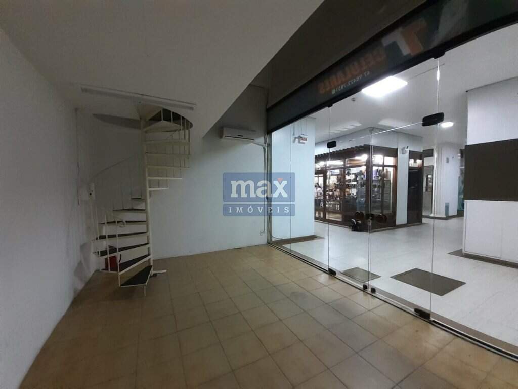 Sala à venda no Centro: