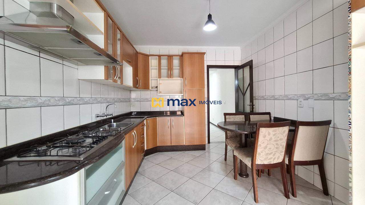 Casa à venda no Fazendinha: Cozinha