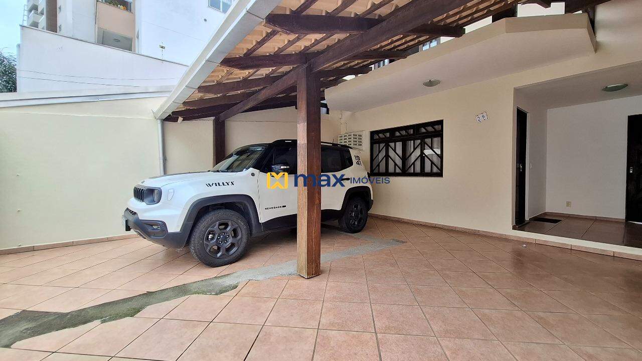 Casa à venda no Fazendinha: Área externa