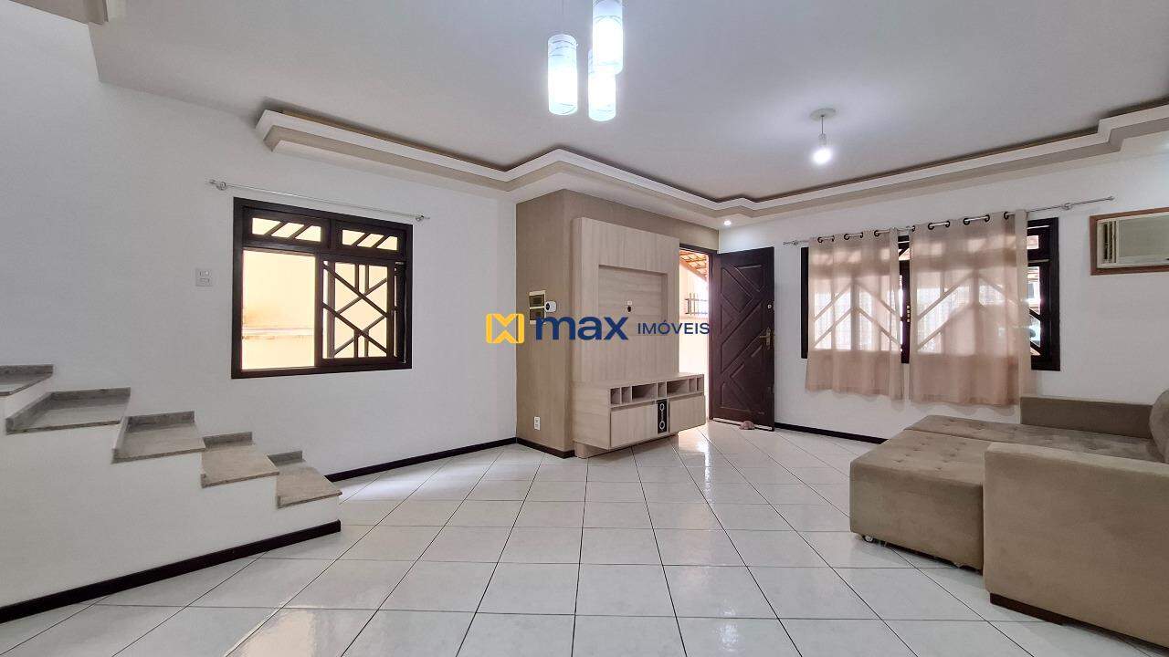 Casa à venda no Fazendinha: Sala de estar