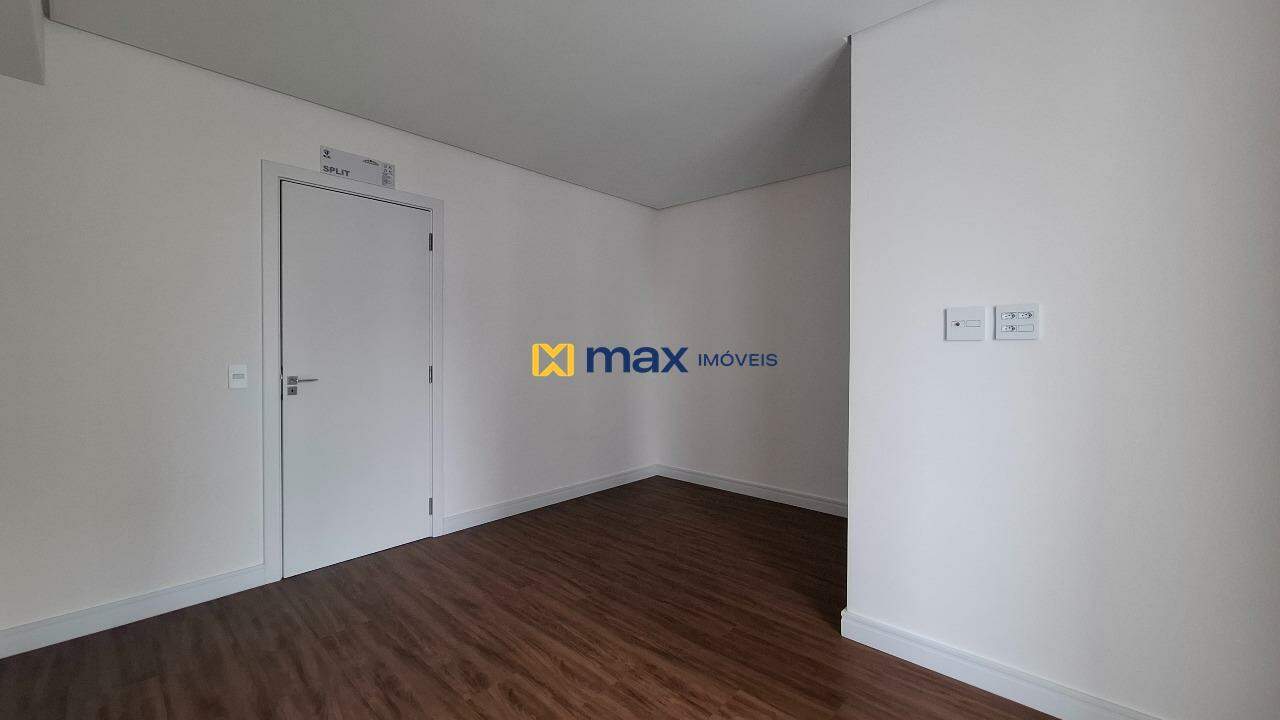 Apartamento à venda no Fazenda: Suíte 1