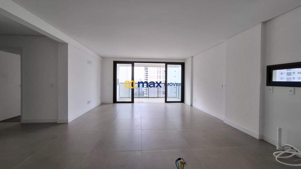 Apartamento à venda no Fazenda: Living integrado