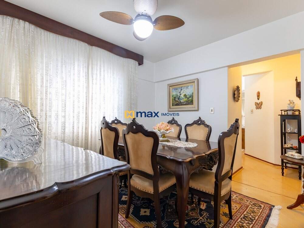 Apartamento à venda no Centro: Sala de jantar