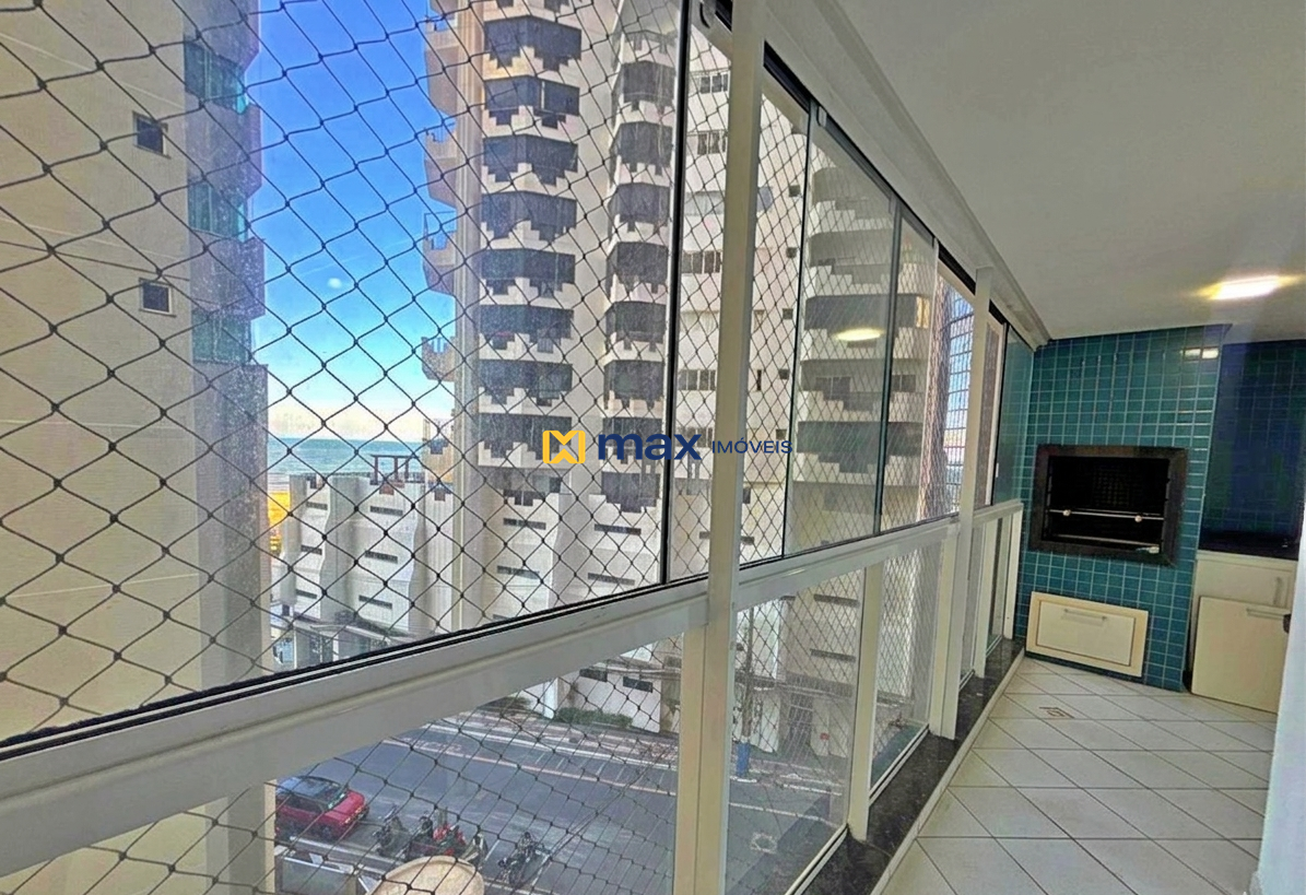 Apartamento para aluguel no Centro: sacada