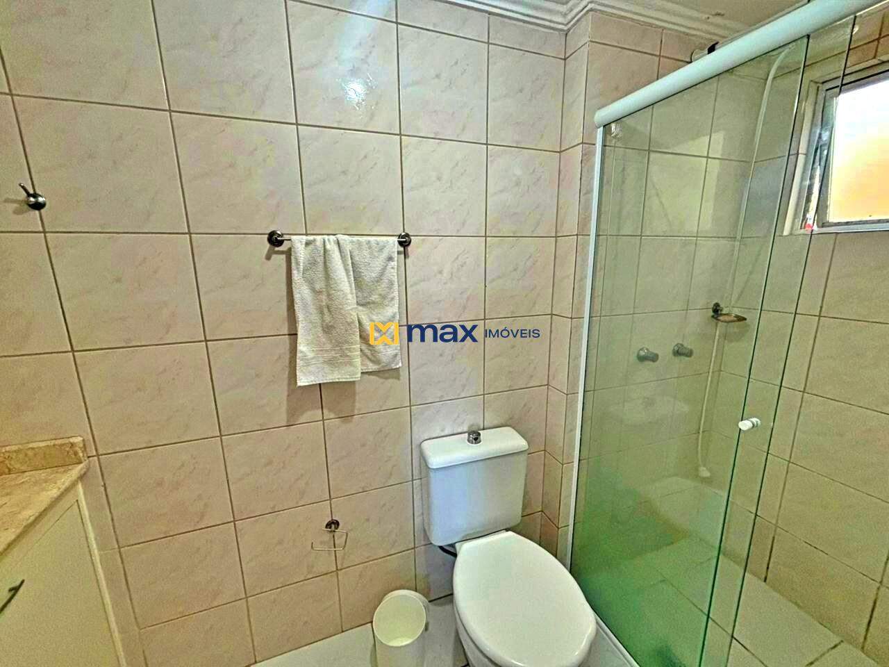 Apartamento para aluguel no Centro: banheiro suíte
