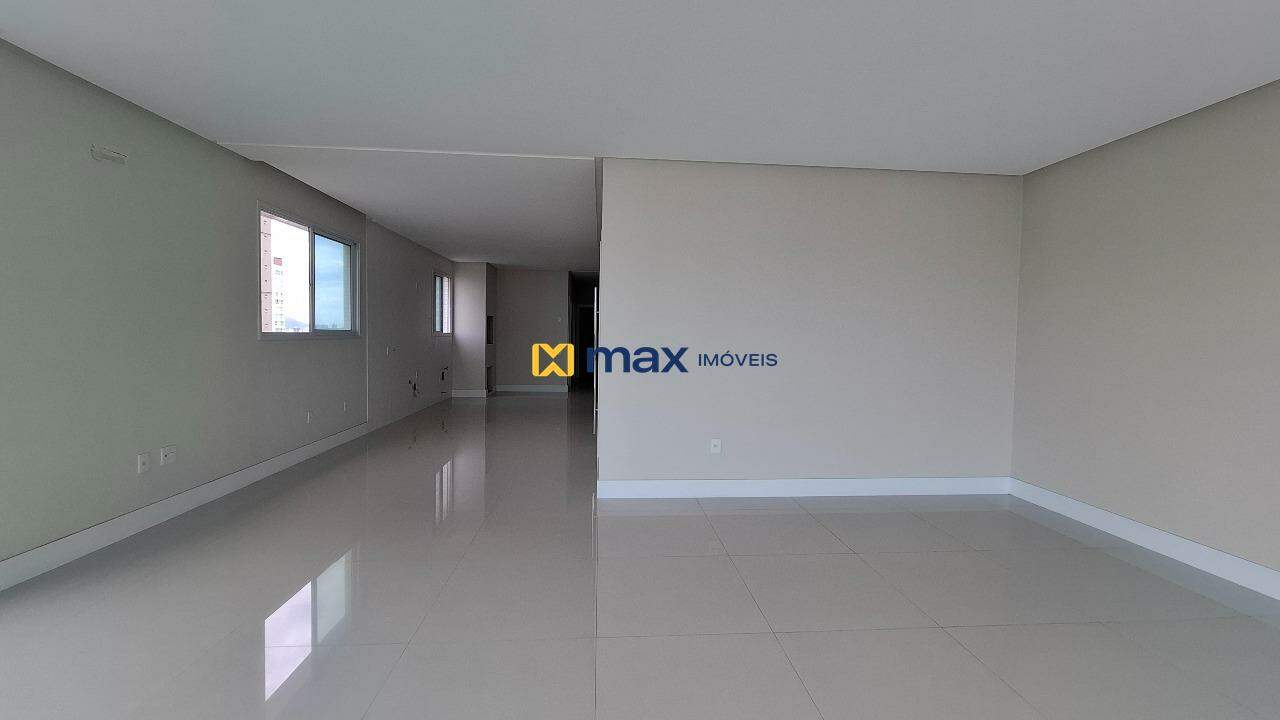 Apartamento à venda no Fazenda: Living integrado 