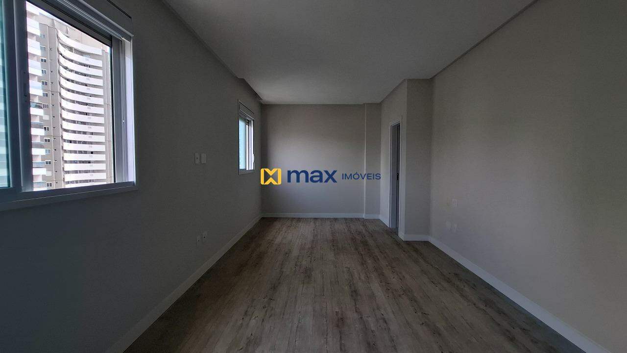 Apartamento à venda no Fazenda: Suíte 3