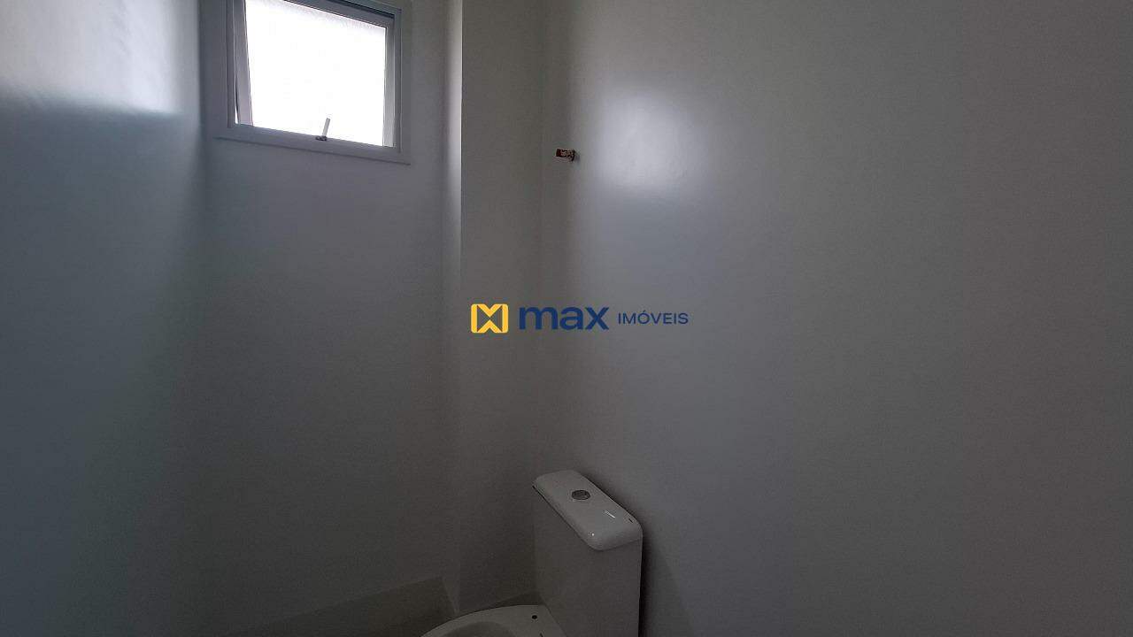 Apartamento à venda no Fazenda: Lavabo 