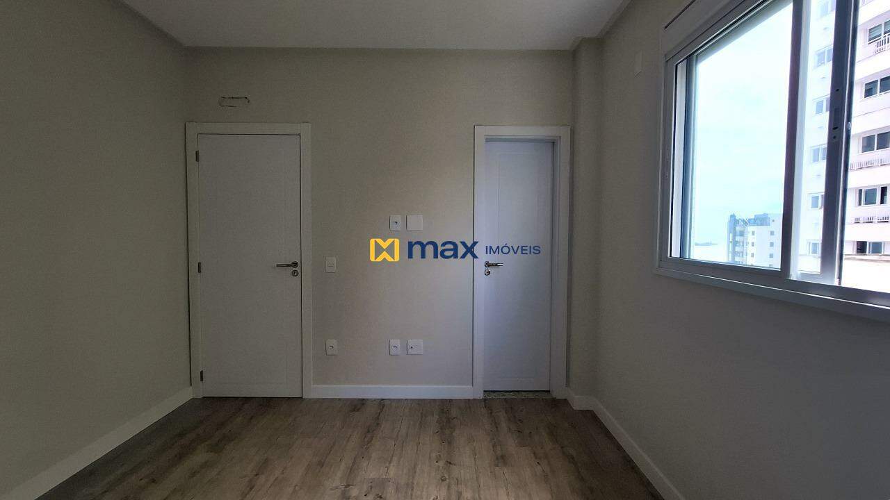 Apartamento à venda no Fazenda: Suíte 1