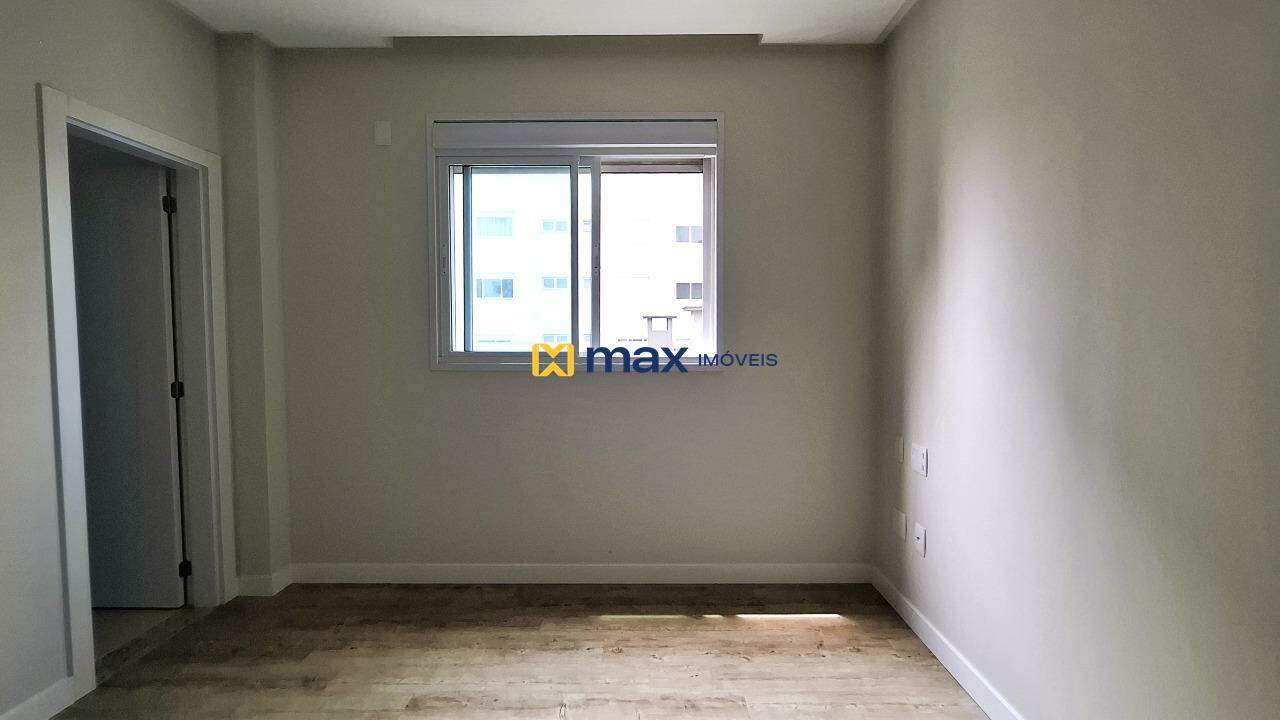 Apartamento à venda no Fazenda: Suíte 1
