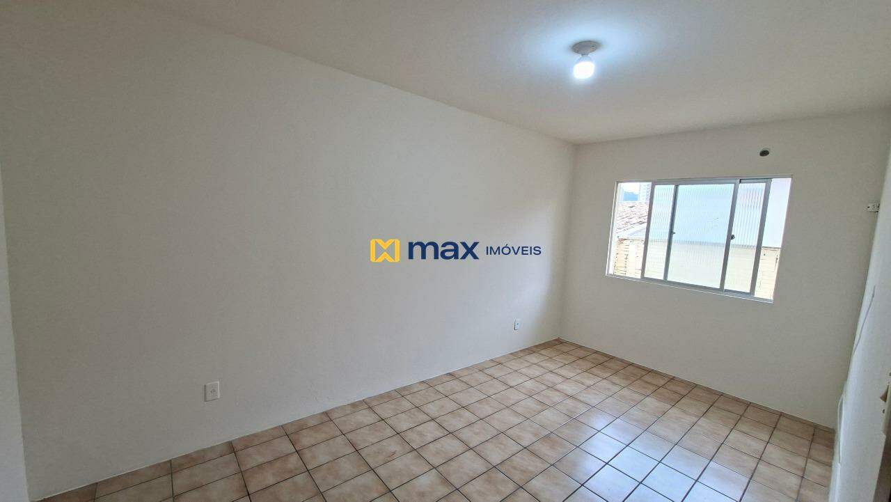 Apartamento para aluguel no Fazenda: Quarto