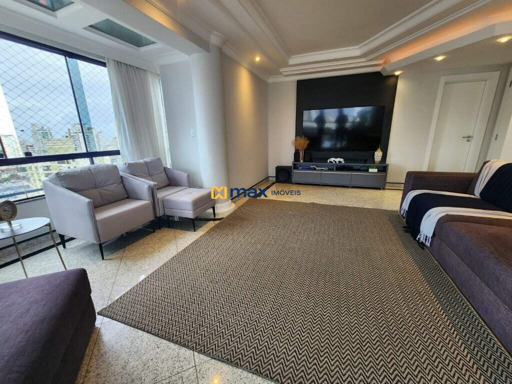 Apartamento à venda no Centro: Sala de estar