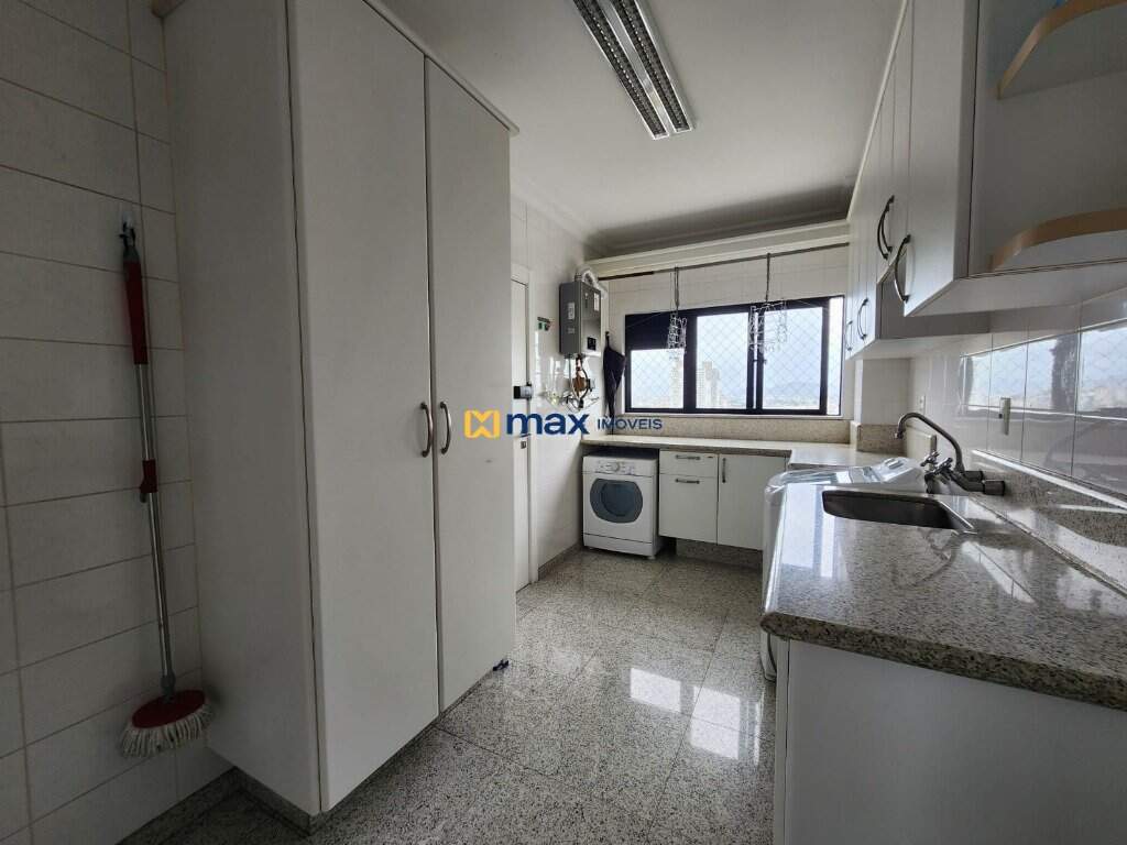 Apartamento à venda no Centro: Área de serviço