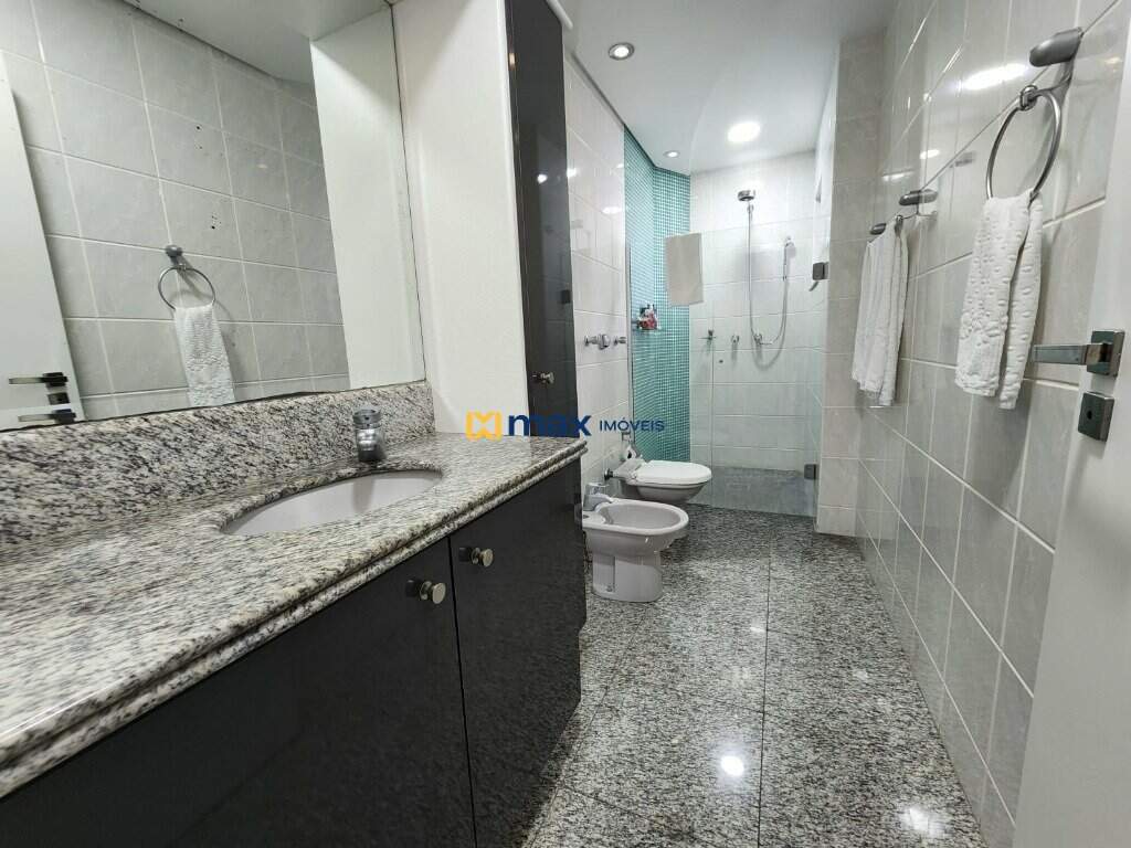 Apartamento à venda no Centro: Banheiro suíte 1