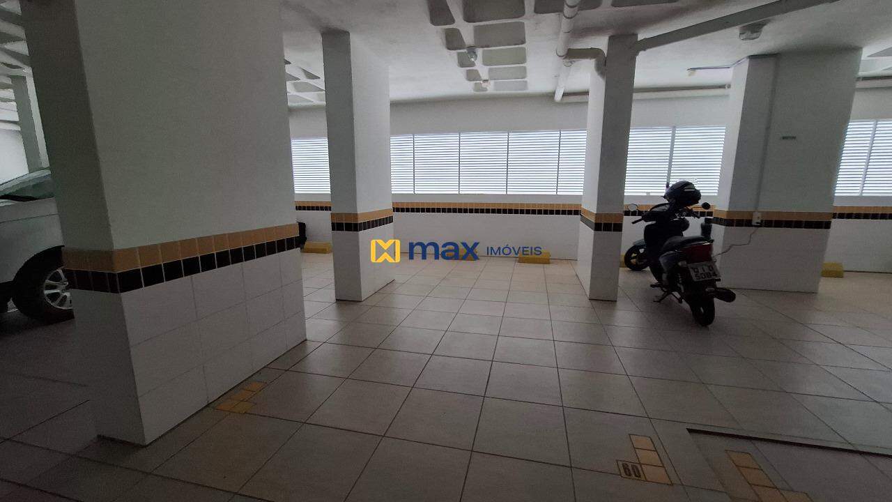 Apartamento para aluguel no Centro: Garagem 1