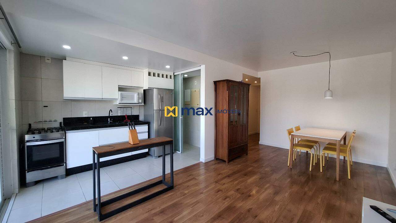 Apartamento para aluguel no Fazenda: Sala de Estar e Jantar