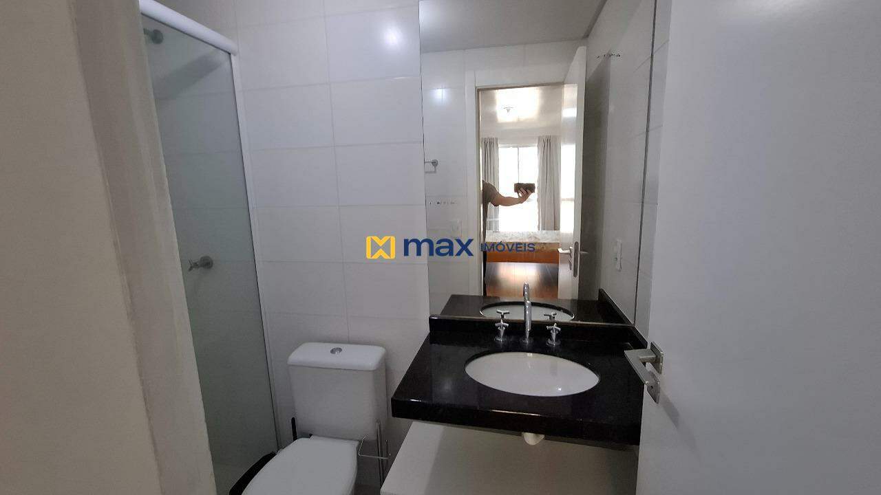 Apartamento para aluguel no Fazenda: Banheiro Suíte