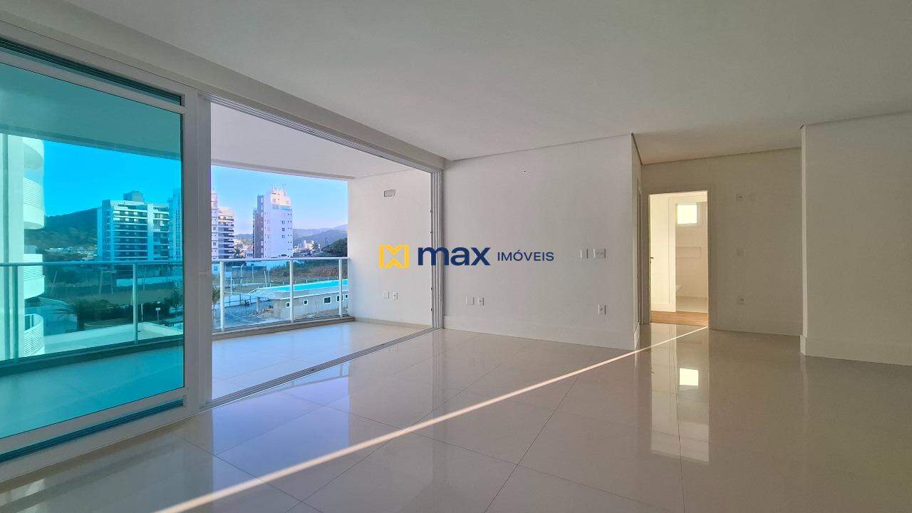 Apartamento à venda no Praia Brava: Living integrado