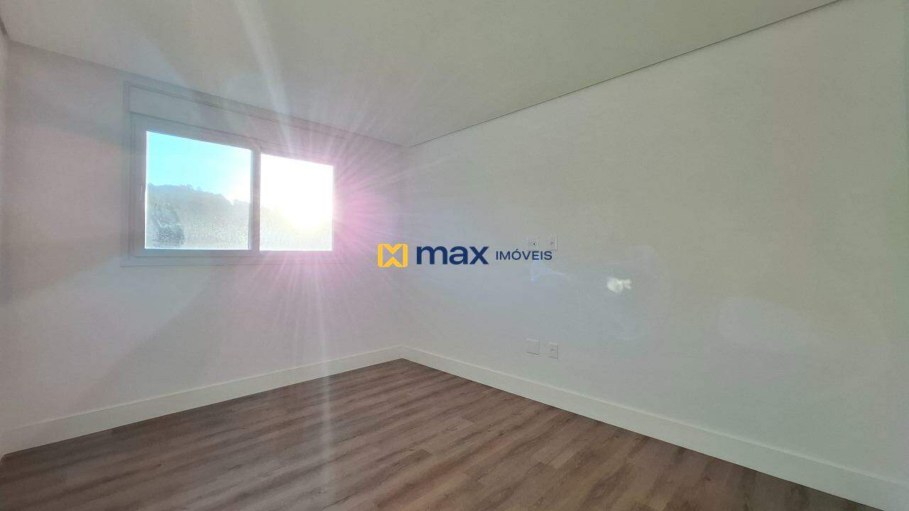 Apartamento à venda no Praia Brava: Suíte 1