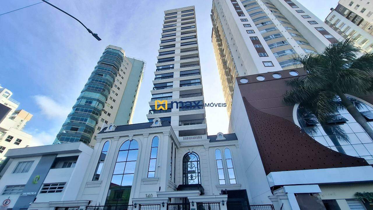 Apartamento à venda no Centro: Fachada