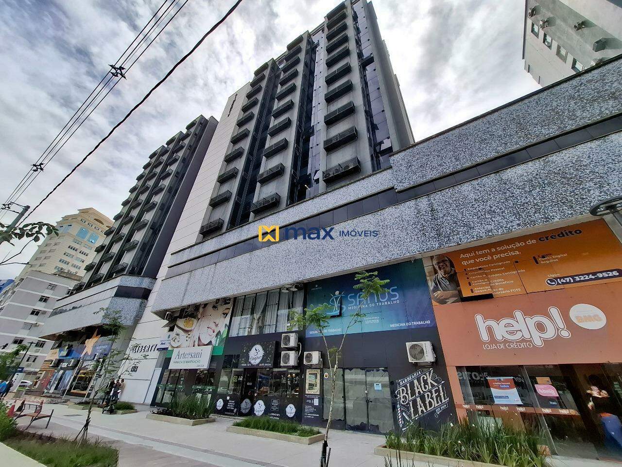 Sala para aluguel no Centro: Fachada