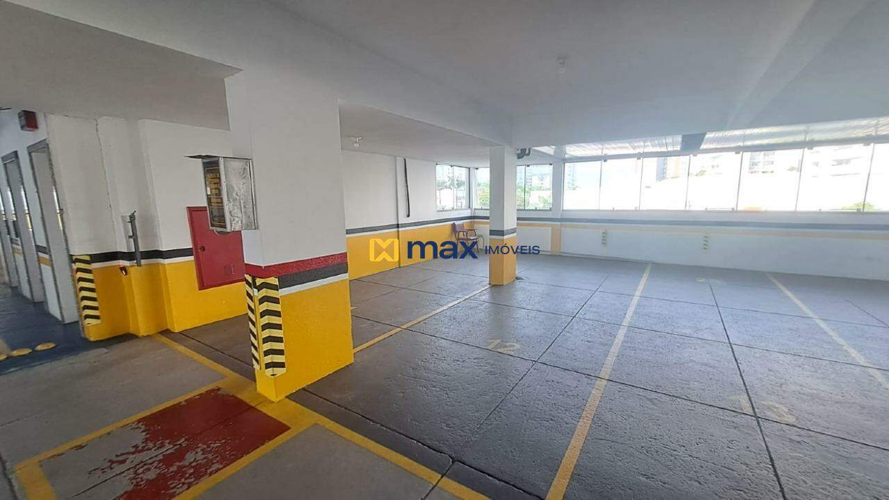 Sala para aluguel no Centro: Vaga de Garagem